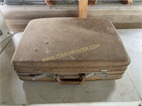 Vintage Hard Airway Suitcase