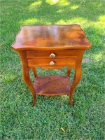Diminutive Ethan Allen Table Made in Italy