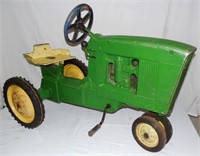 JD 3010 3 Hole Pedal Tractor
