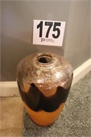11" Tall Vase (R6)