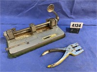 Vintage Heavy Duty Adjustable 3 Hole Punch &