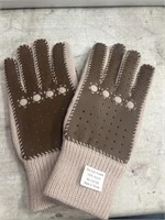Acrylic And Leather One Size Fits All Gloves