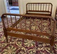 Antique Full Size Oak Spindle Bed