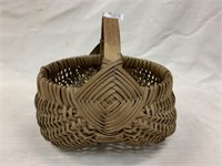Small double buttocks basket