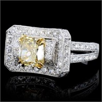 2.31ctw Fancy Colored Diamond Ring in 18K Gold