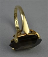 14k Gold Garnett Ladies Ring
