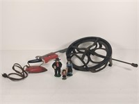 Toy Iron, Iron Amish Family, Iron Wheel