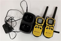 MOTOROLA WALKIE TALKIES