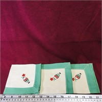 Set Of 3 Vintage Linen Napkins