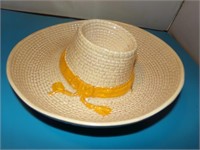 USA pottery chip and dip Mexican sombrero bowl