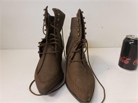 Rugged Outback Boots, Size 10