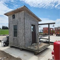 Insulated 8' x 8' room w porch
