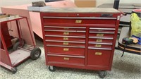 Waterloo professional red toolbox with 12 drawers