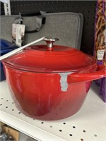 Tramontina dutch oven- red the side is chipped