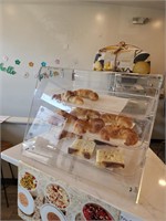 LUCITE COUNTERTOP PASTRY DISPLAY CASE