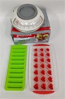 KITCHEN SCALE & ITEMS