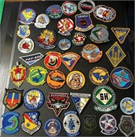 W - LOT OF COLLECTIBLE PATCHES (L66)