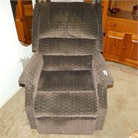 Golden Tec Upholstered Lift Power Chair