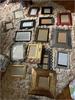 LARGE LOT PICTURE FRAMES