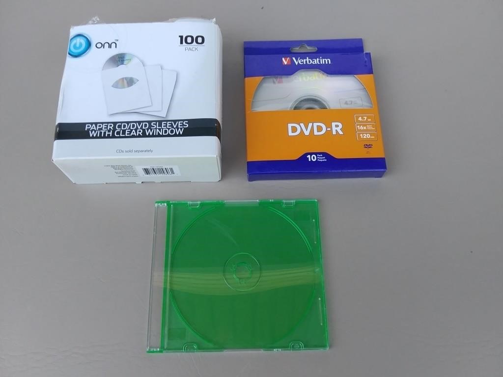 F1) DVD-R (8) and opened pack Paper CD Sleeves,