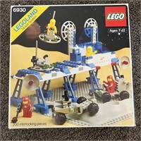 Vintage Lego 6930 Space Supply Station