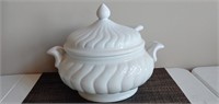 Vintage white ceramic soup tureen with lid and