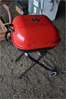 Aussie folding charcoal grill