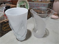 2 ART GLASS VASES