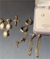Assorted of 14 Karat Gold Jewelry