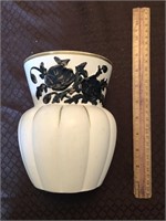 Vintage BRENTLEIGH SUSSEX Vase