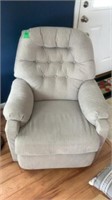 Sondra Rocker Recliner 
Tan
Great Shape Bought