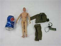 Figurine vintage G.I. Joe 1964 + accessoires