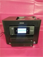 EPSON Printer Workforce Pro WF-4834, Turns On