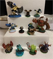 Skylanders.  Figures