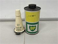 2 x BP Inc 1 Quart Tin & Plastic Oil Bottle
