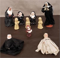 Box of Nun /Religious Figurines