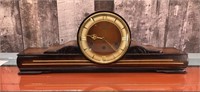 Vtg. Westminster mantle clock w/ key - runs