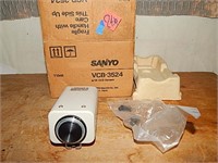 Sanyo VCB-3524 B/W CCD Camera