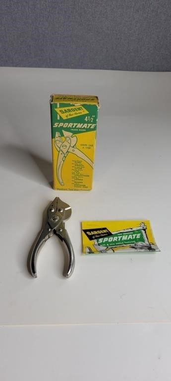 NEW VINTAGE SARGENT 4 1/2" FISHING PLIERS