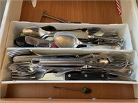 Lot of Assorted Kitchen Cutlery 1