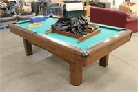 Brunswick Slate Pool Table w/Accessories