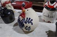 LARGE CERAMIC CHICKEN DECORATION