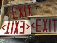 Lot of 3 exit signs