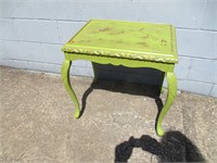 Distressed Occasional Table 16x23x23"