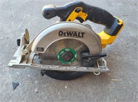 DEWALT 20V CIRCULAR SAW