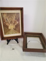 Framed cathedral print & extra frame