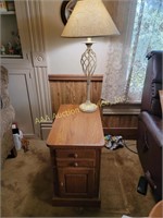 Side table 25 x 15 x 24 and lamp