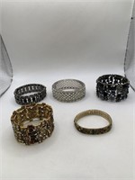 BRACELET LOT 0F 5