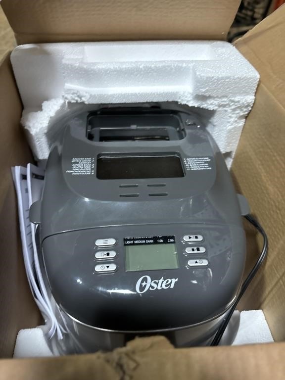 Oster Bread Maker with ExpressBake and 12 preset