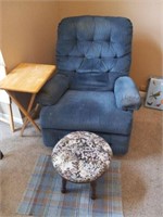 Blue recliner and TV trays